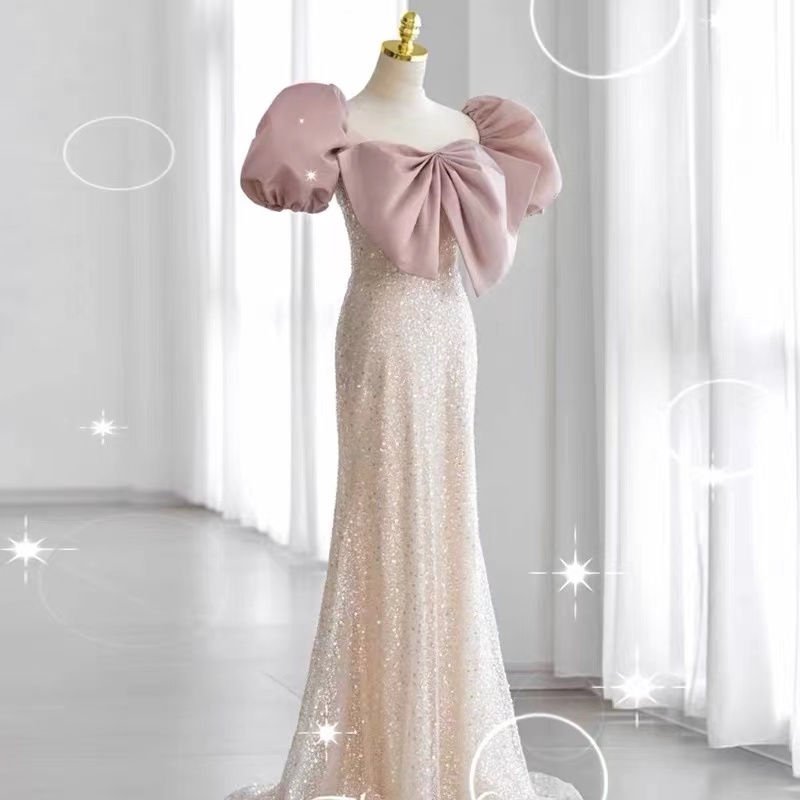 ชุดราตรี ชุดราตรีสวยหรู แบบ ทันสมัย Evening dress
