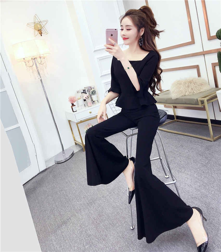 Set_bt1733 ชุดเซ็ท(เสื้อ+กางเกง) เสื้อคอเหลี่ยมชายระบายแขนสามส่วนซิปหลังใส่ง่าย กางเกงขายาวชายบาน เอวสม็อคยางยืดหลัง ผ้าโพลีเนื้อดีหนามีน้ำหนักยืดหยุ่นได้ งานดีทรงดีเรียบหรู ใส่แล้วดูสวยแพง มี 2 สี ดำ, ไวน์แดง