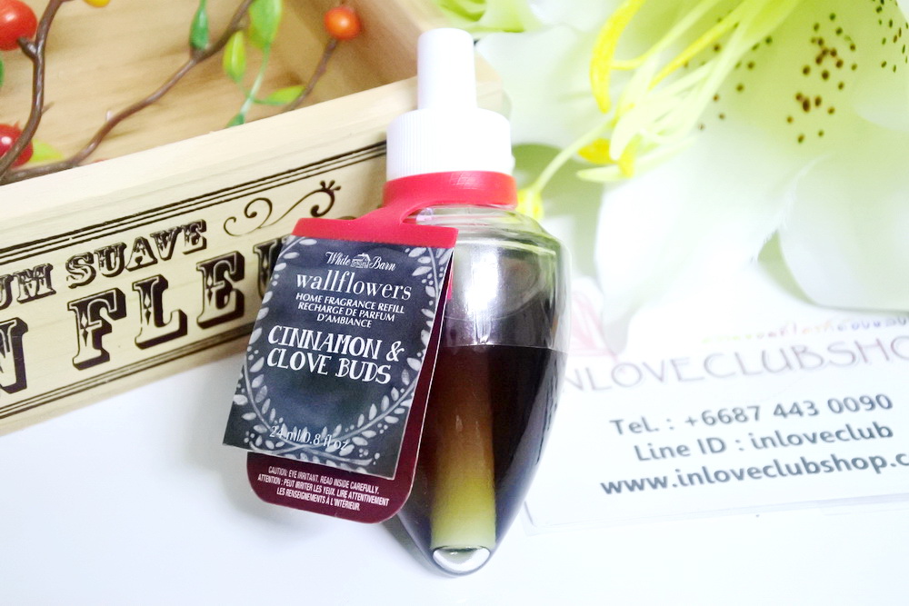 Bath & Body Works / Wallflowers Fragrance Refill 24 ml. (Cinnamon and Clove Buds)
