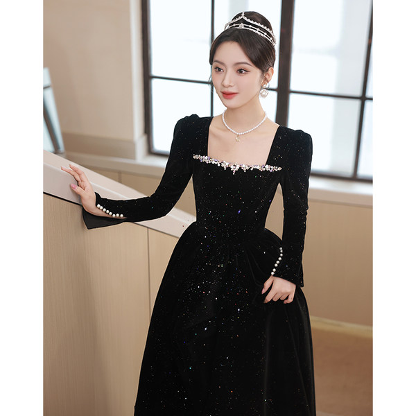 ชุดราตรี ชุดราตรีสวยหรู แบบ ทันสมัย Evening dress