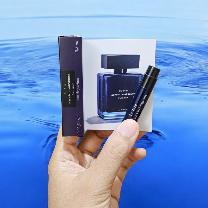 Narciso Rodriguez for Him Bleu Noir (EAU DE PARFUM) 0.8 ml.