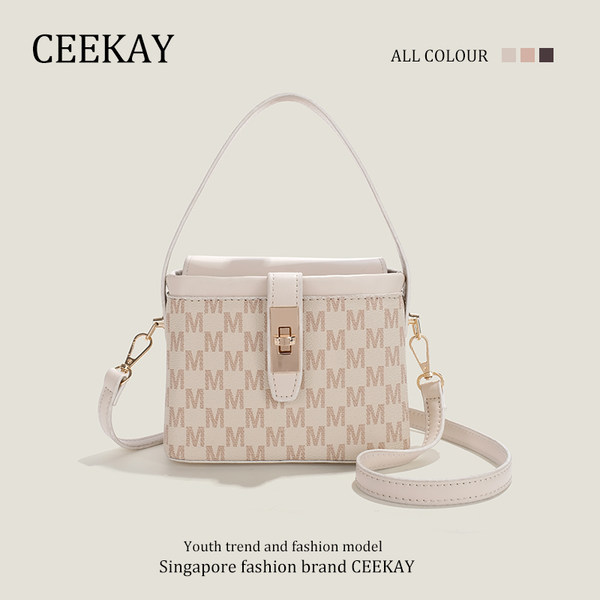 กระเป๋าสะพายข้างเกาหลี กระเป๋าผู้หญิงแบรนด์ CEEKEY