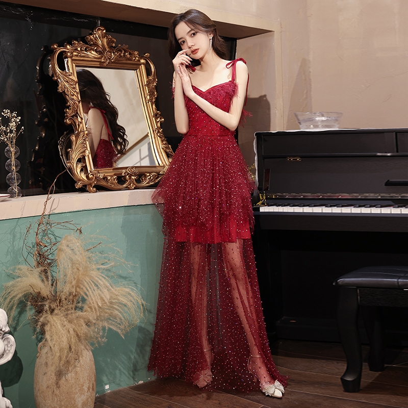 ชุดราตรี ชุดราตรีสวยหรู แบบ ทันสมัย Evening dress