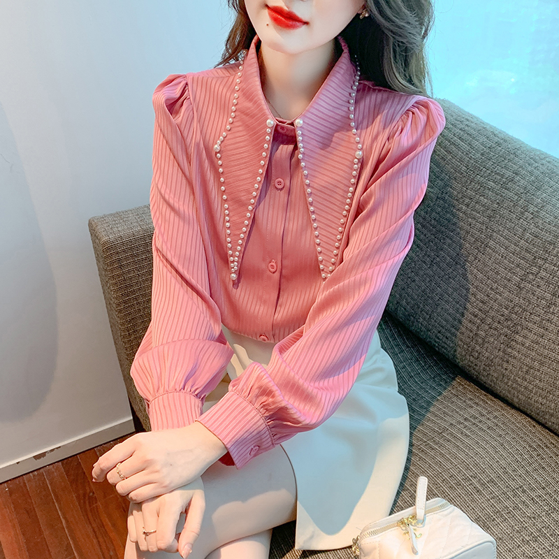 เสื้อเชิ้ตผู้หญิงแขนยาว เสื้อเชิ้ตผู้หญิงใส่ทํางาน 390 บาทต่อชิ้น ฟรีค่าจัดส่ง