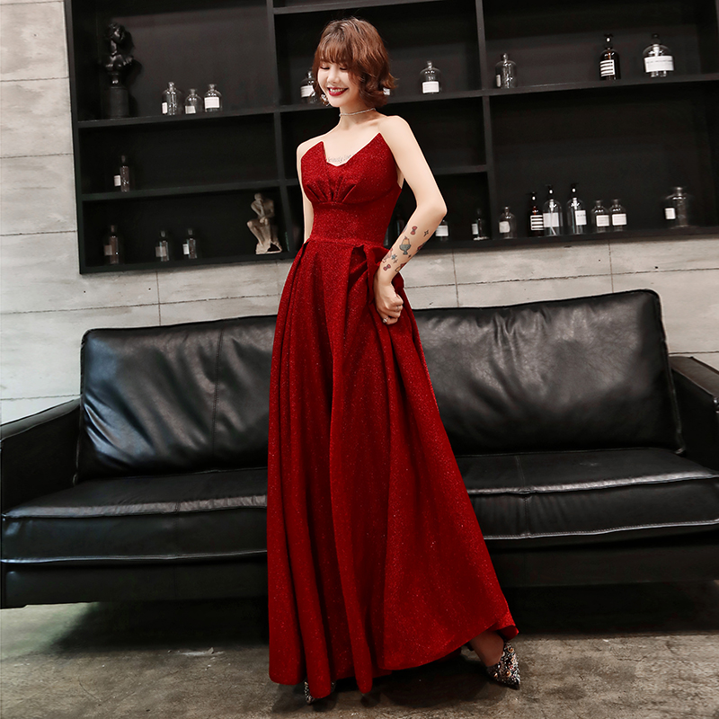 ชุดราตรี ชุดราตรีสวยหรู แบบ ทันสมัย Evening dress
