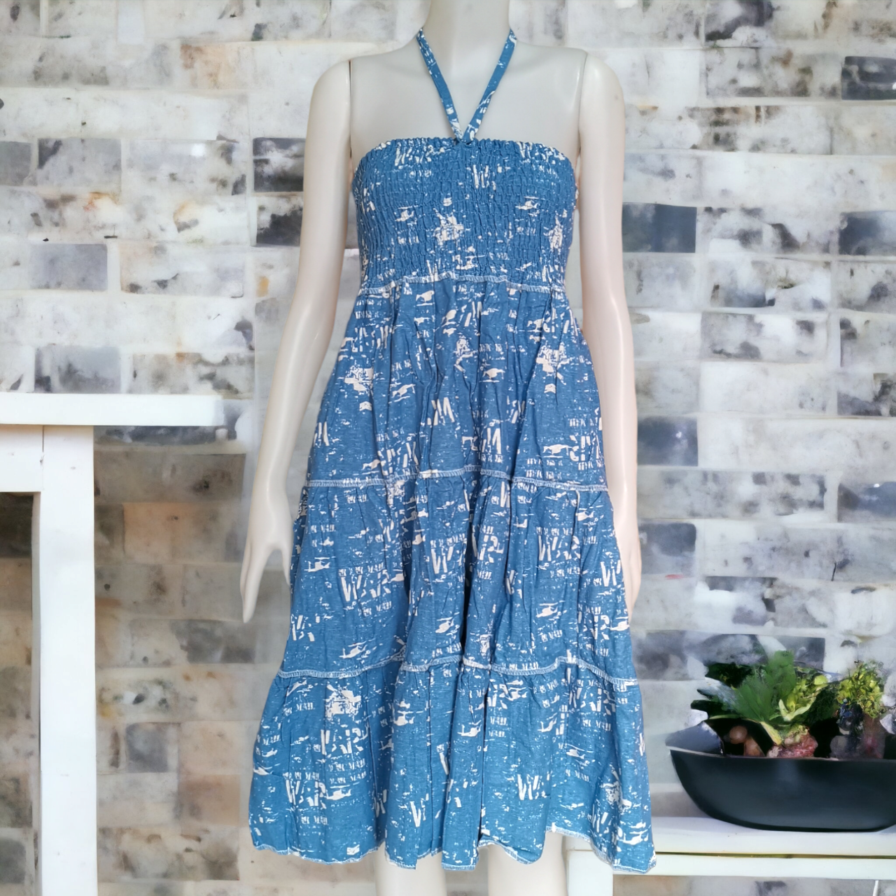 Dress4748 เดรสยาวสม็อครอบอก ใส่เป็นกระโปรงได้ มีสายผูกคอ ผ้าคอตตอนยีนส์, ผ้าสกินนี่เนื้อดี งานสวยคลาสสิคดูดีดูน่ารักทรงนี้มีติดตู้ไว้ใส่ได้เรื่อยๆ