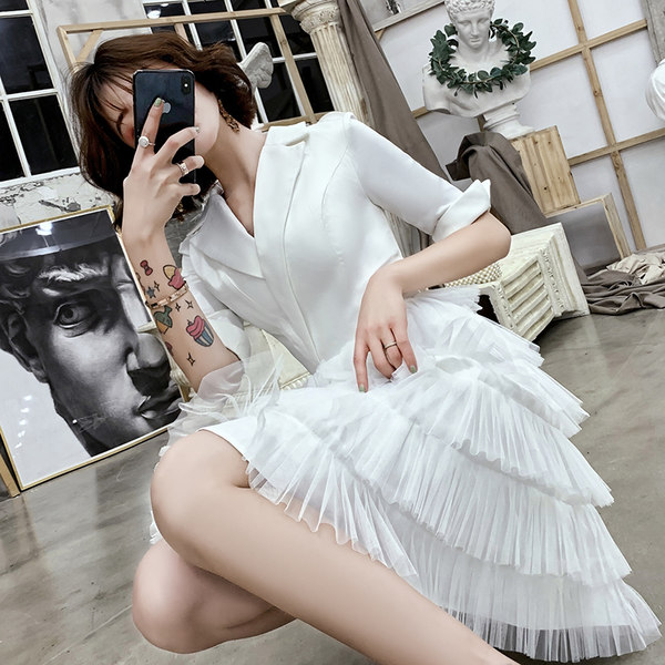 ชุดราตรี ชุดราตรีสวยหรู แบบ ทันสมัย Evening dress