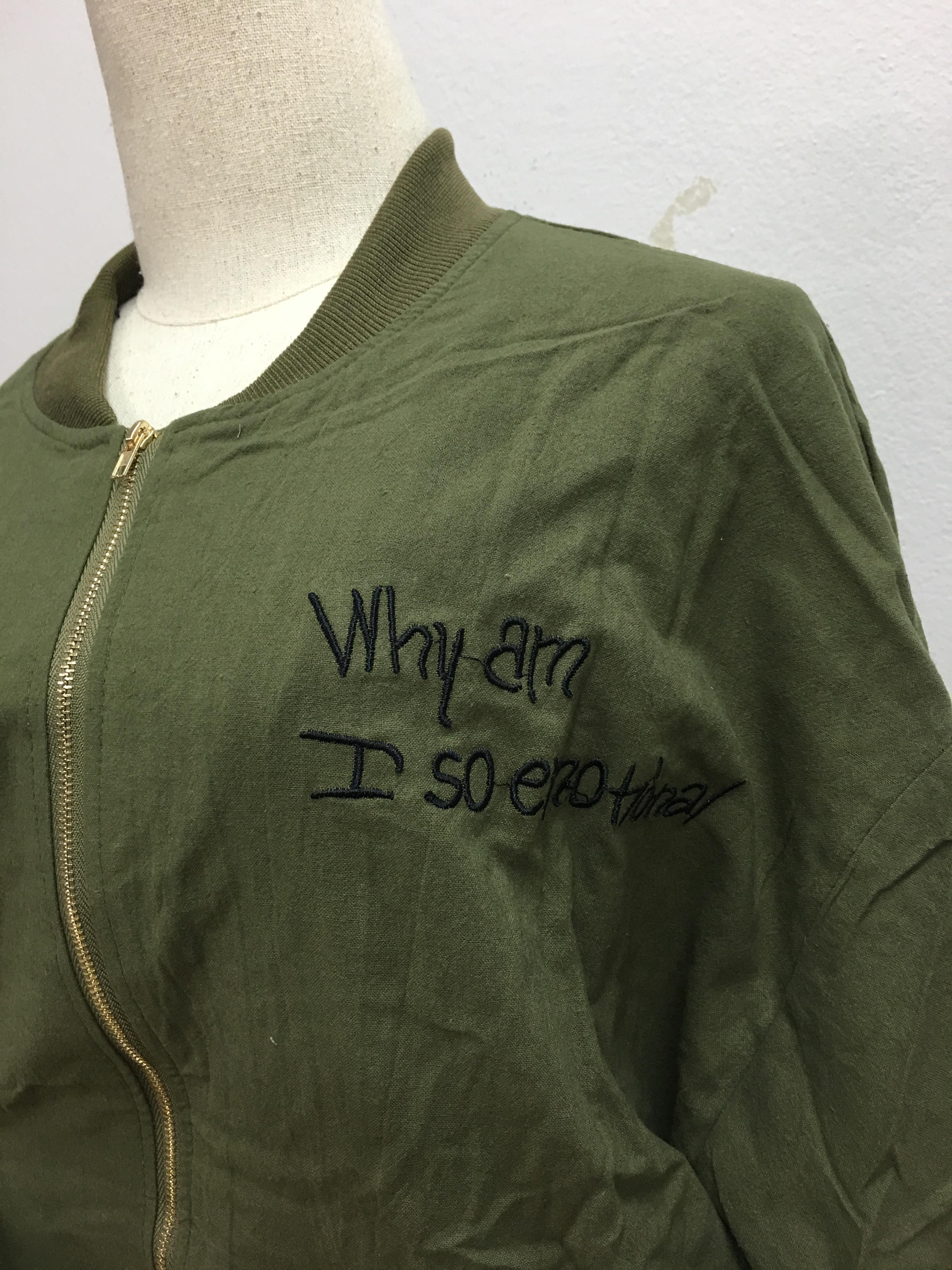 เสื้อคลุมสไตล์เกาหลี ตัวโคล่ง ผ้าทิ้งตัว แต่งลายปัก พร้อมส่ง