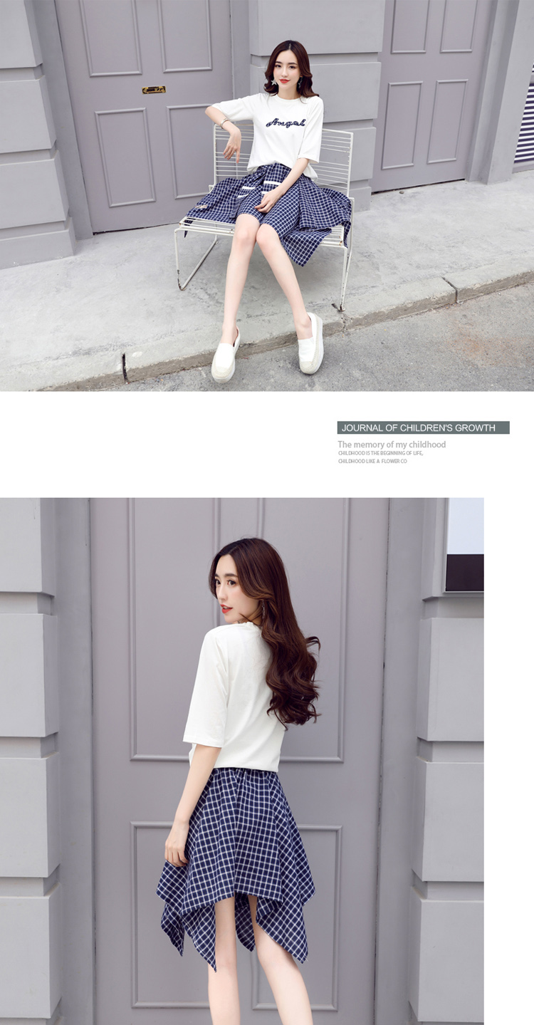 Set_bs1768 ชุดเซ็ท 2 ชิ้น(เสื้อ+กระโปรง) เสื้อยืดสีขาวเนื้อนุ่มปักลายตัวอักษร + กระโปรงลายสก็อตโทนสีน้ำเงินทรงเท่ๆ ปักอาร์ม งานเข้าเซ็ทดูมีดีเทลใส่แล้วน่ารักสุด แยกใส่กับตัวอื่นก็เก๋ไปอีกจ้า