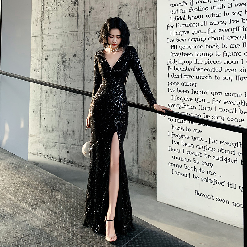 ชุดราตรี ชุดราตรีสวยหรู แบบ ทันสมัย Evening dress