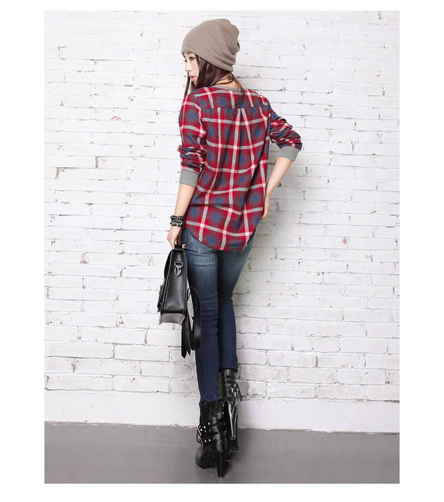 เสื้อผ้าแฟชั่นสไตส์เกาหลี เสื้อแขนยาว พร้อมส่ง ด้านหน้าสีเทา ด้านหลังแต่งลายสก็อตสีโทนแดงน้ำเงิน same pic