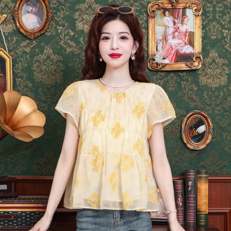 เสื้อเชิ้ตผู้หญิงใส่ทํางาน 390 บาทต่อชิ้น ฟรีค่าจัดส่ง