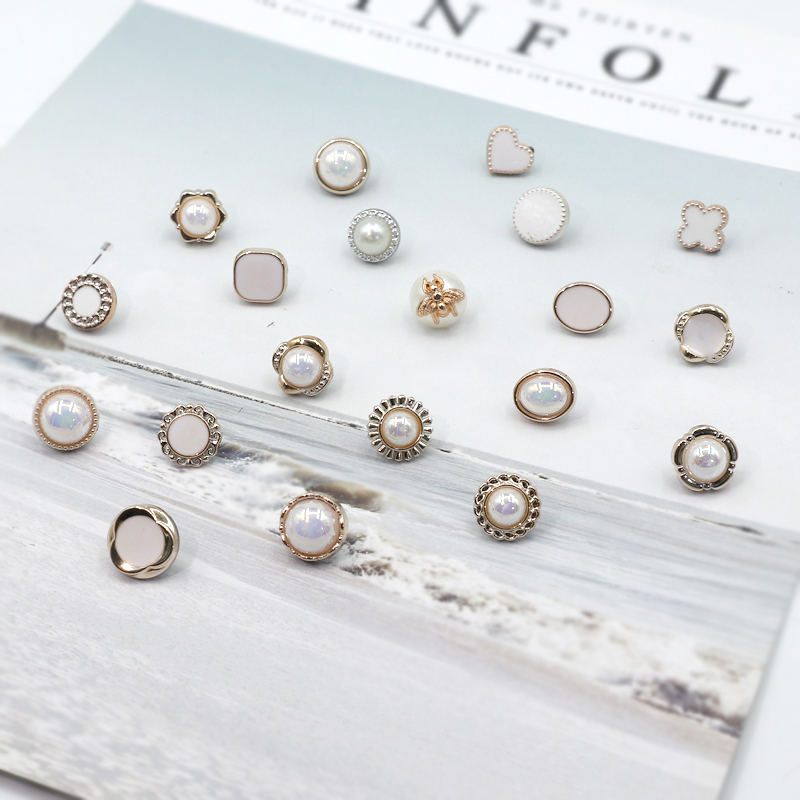 เข็มกลัด เข็มกลัดสวยๆ เข็มกลัดติดเสื้อ Brooch