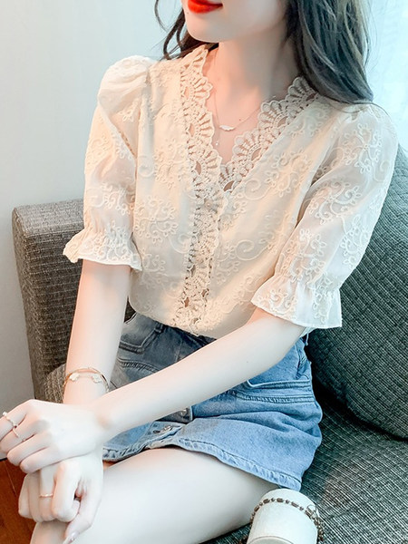 เสื้อลูกไม้ แขนสั้น