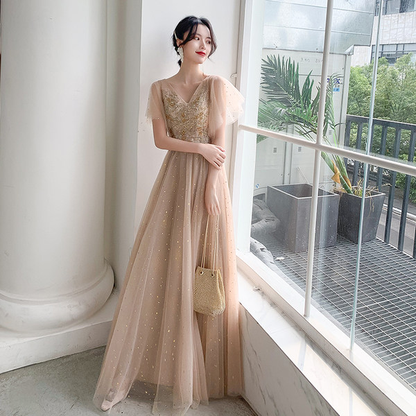 ชุดราตรี ชุดราตรีสวยหรู แบบ ทันสมัย Evening dress
