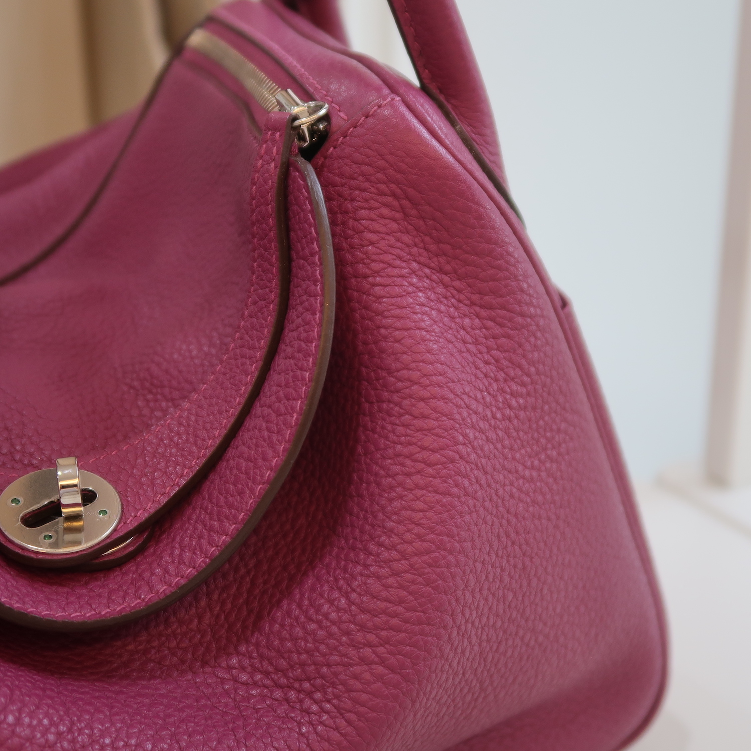 Hermes Tosca Clemence Leather Lindy 30 PHW