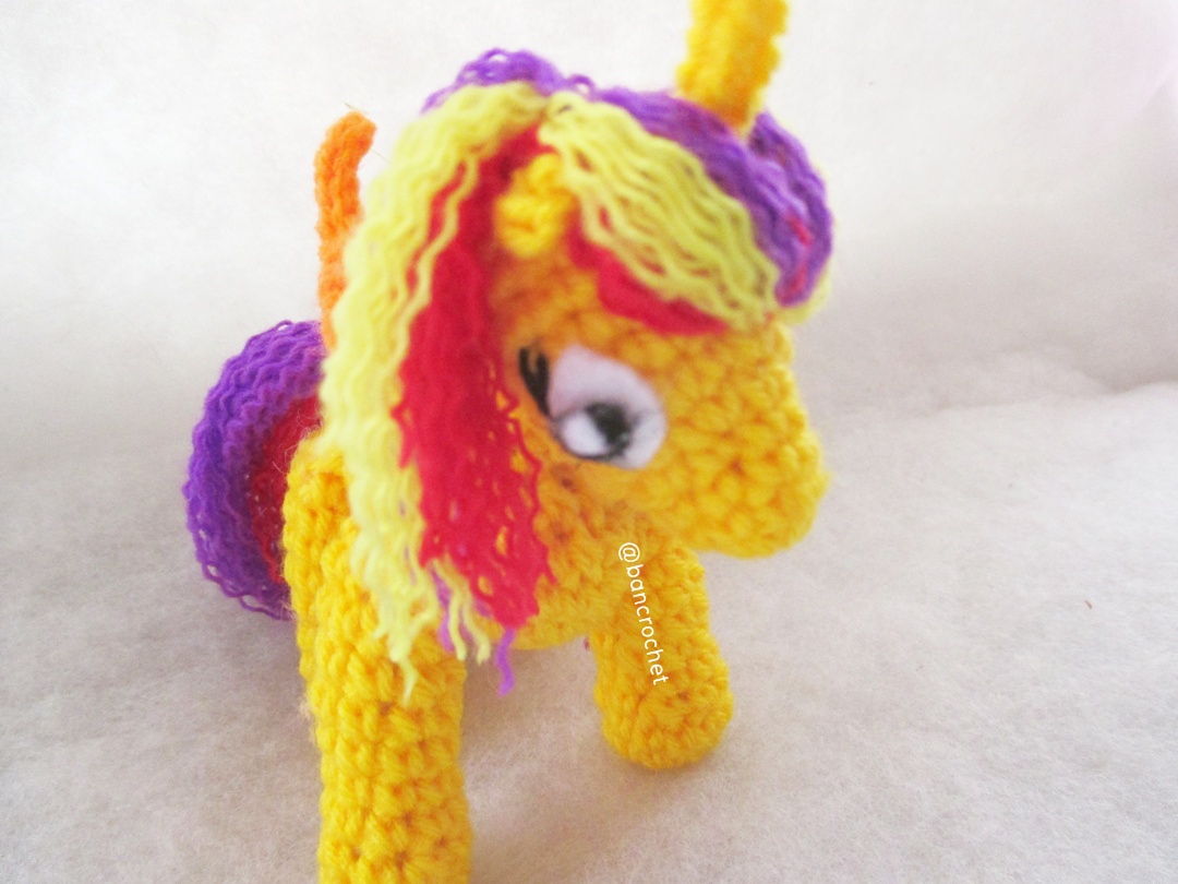 ม้าโพนี่ถัก pony amigurumi crochet เหลือง 4 นิ้ว