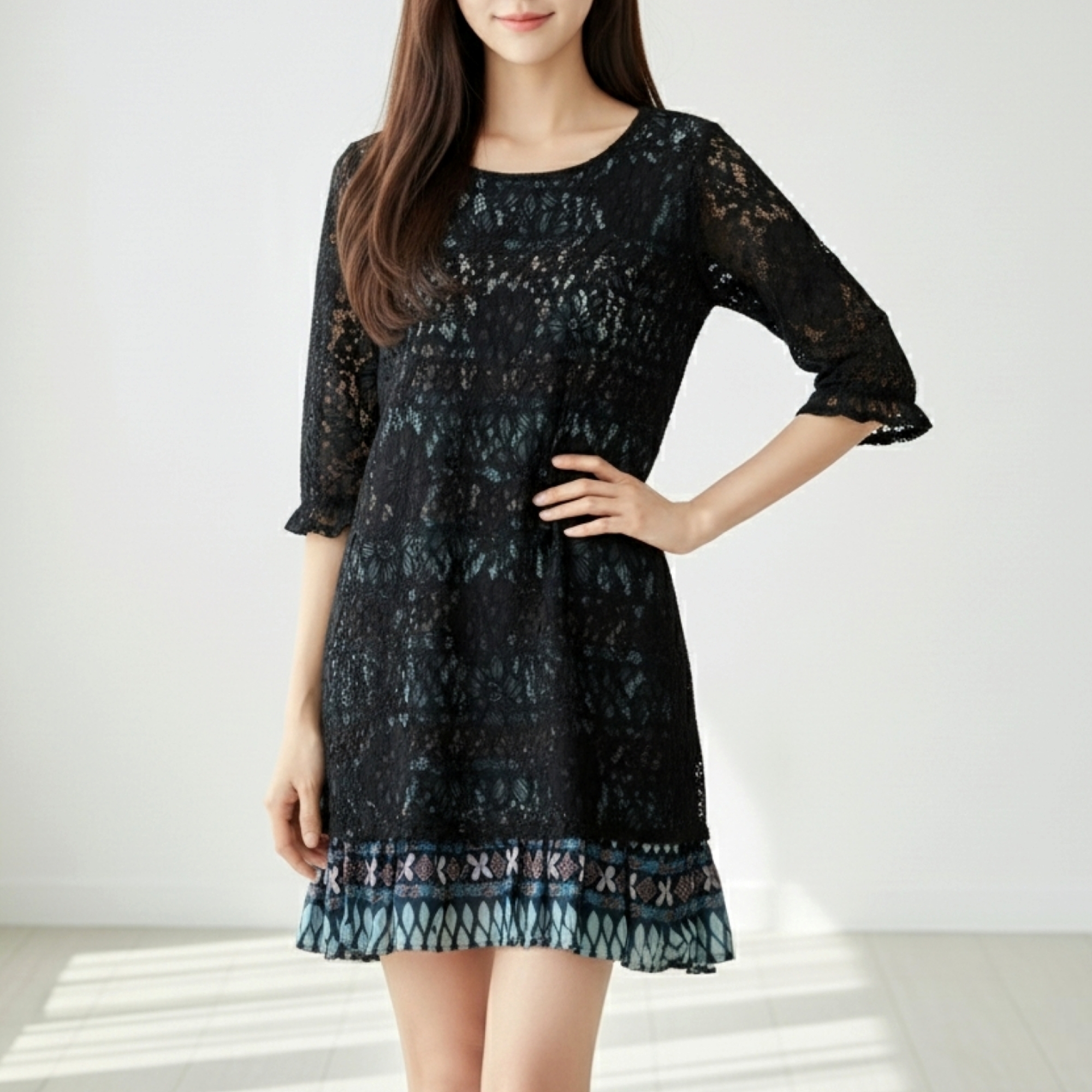 Dress3932 เดรสลูกไม้สีดำเนื้อนุ่มคลุมทับผ้าเนื้อดีลายกราฟฟิค แต่งชายระบาย แขนยาวสี่ส่วนชายระบาย งานสวย ใส่ง่าย น่ารักมาก