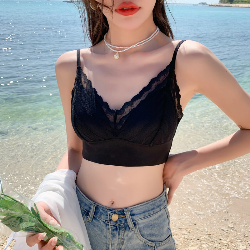 บรา ยกทรง เสื้อชั้นในสตรี ฟรีค่าส่ง