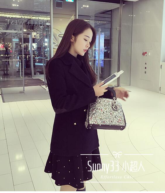 เสื้อโค้ทกันหนาว สีดำ ทรงพอดีตัว แบบนักเรียนเกาหลี ใครชอบแนวนี้พลาดไม่ได้ค่า เนื้อผ้าสำลี+สักกะหลาด บุซับในกันลม ผ้าไม่หนามาก ดำ