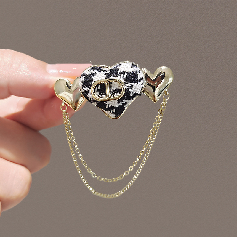 เข็มกลัด เข็มกลัดสวยๆ เข็มกลัดติดเสื้อ Brooch