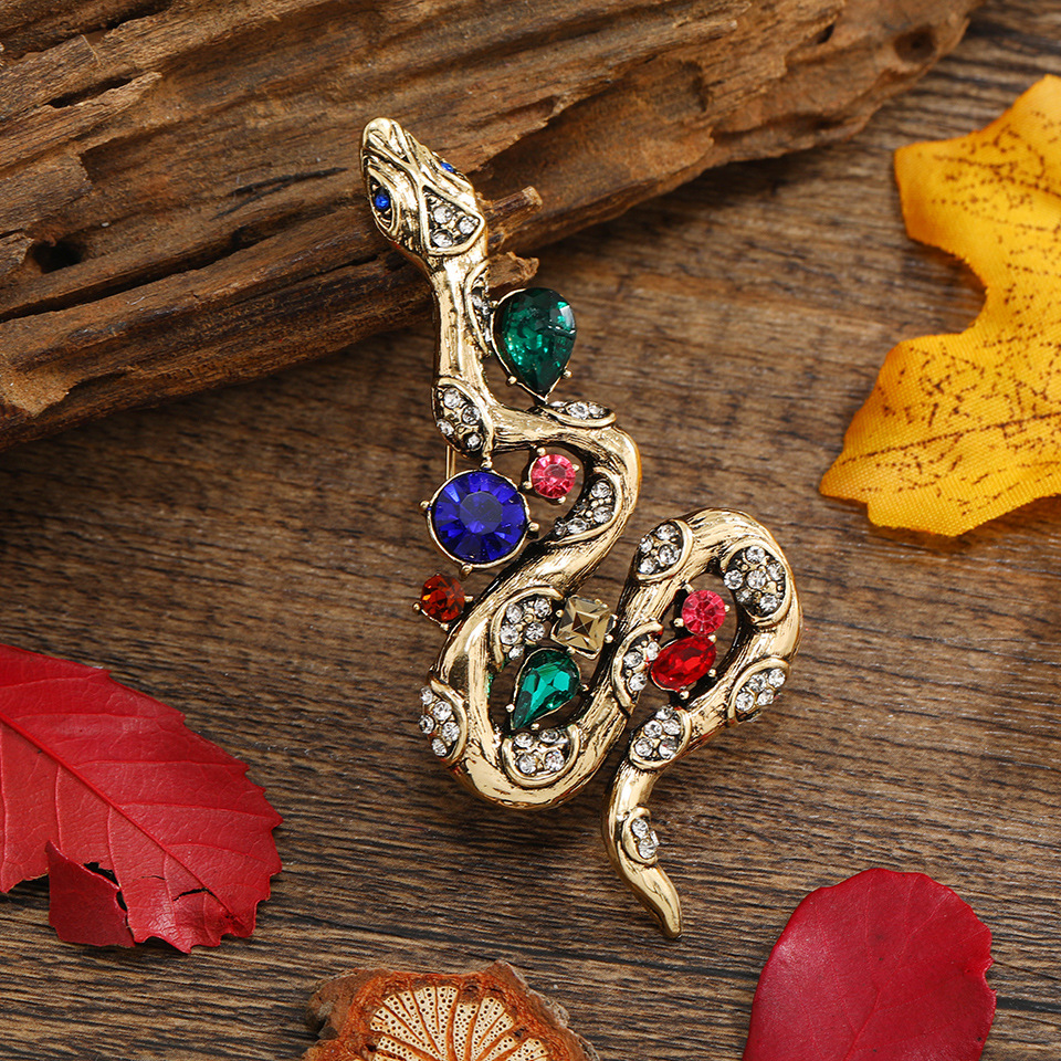 เข็มกลัด เข็มกลัดสวยๆ เข็มกลัดติดเสื้อ Brooch