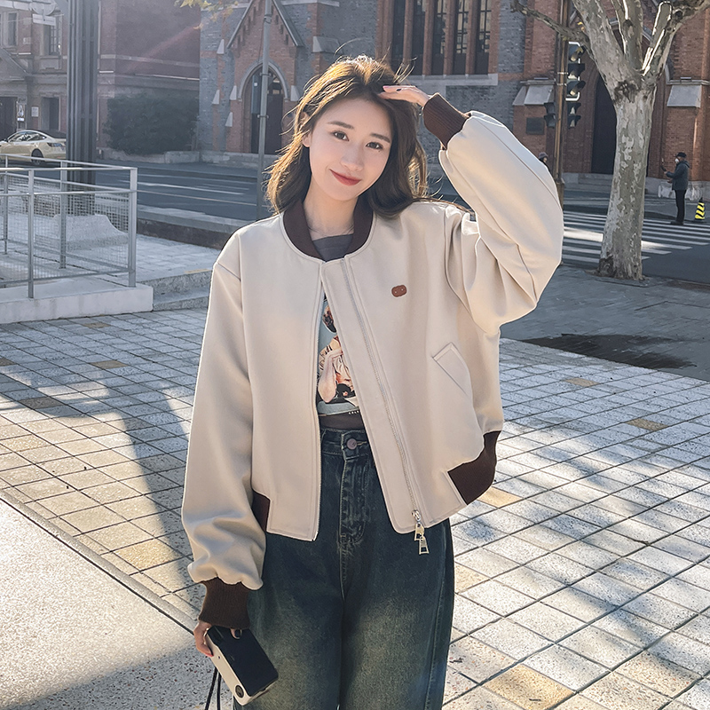 เสื้อโค้ท เสื้อโค้ทกันหนาว เสื้อโค้ทใส่เที่ยวต่างประเทศ ยี่ห้อ: Qianziqian