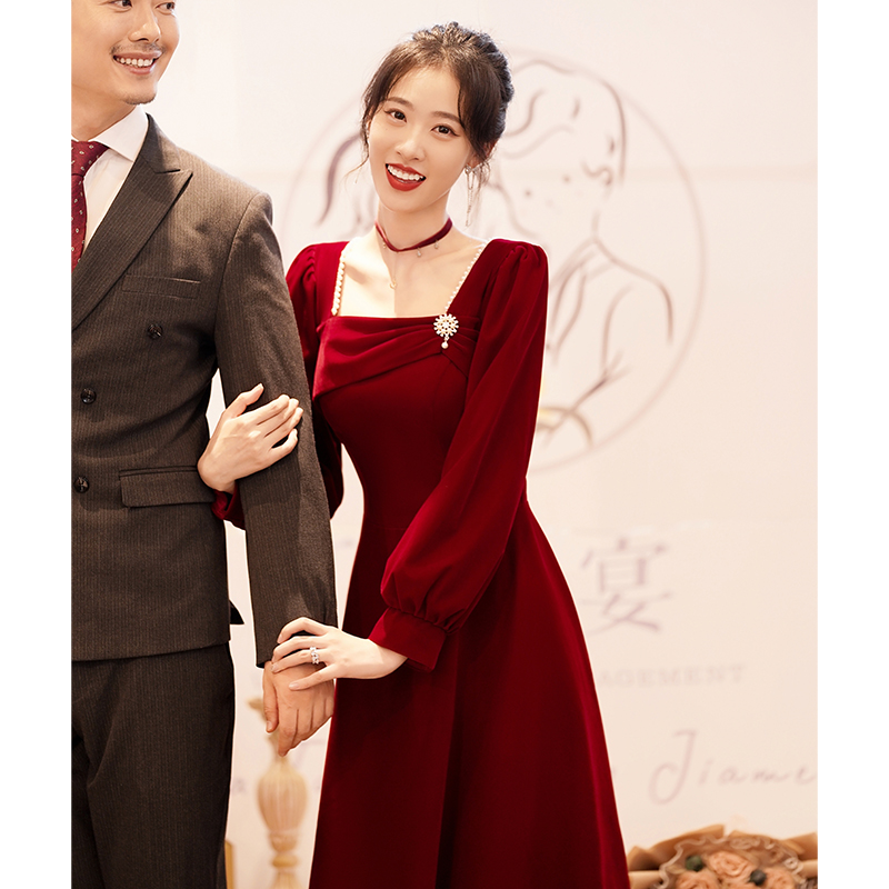 ชุดราตรี ชุดราตรีสวยหรู แบบ ทันสมัย Evening dress