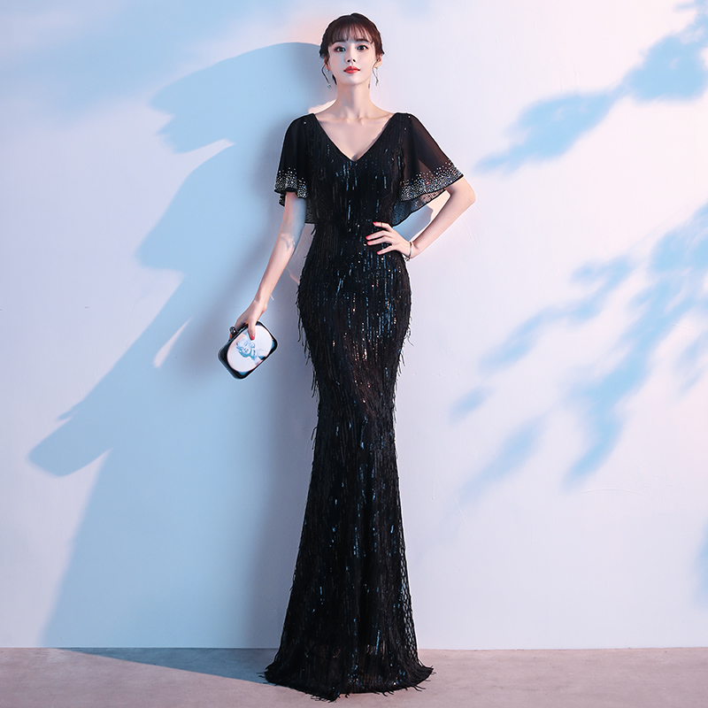 ชุดราตรี ชุดราตรีสวยหรู แบบ ทันสมัย Evening dress
