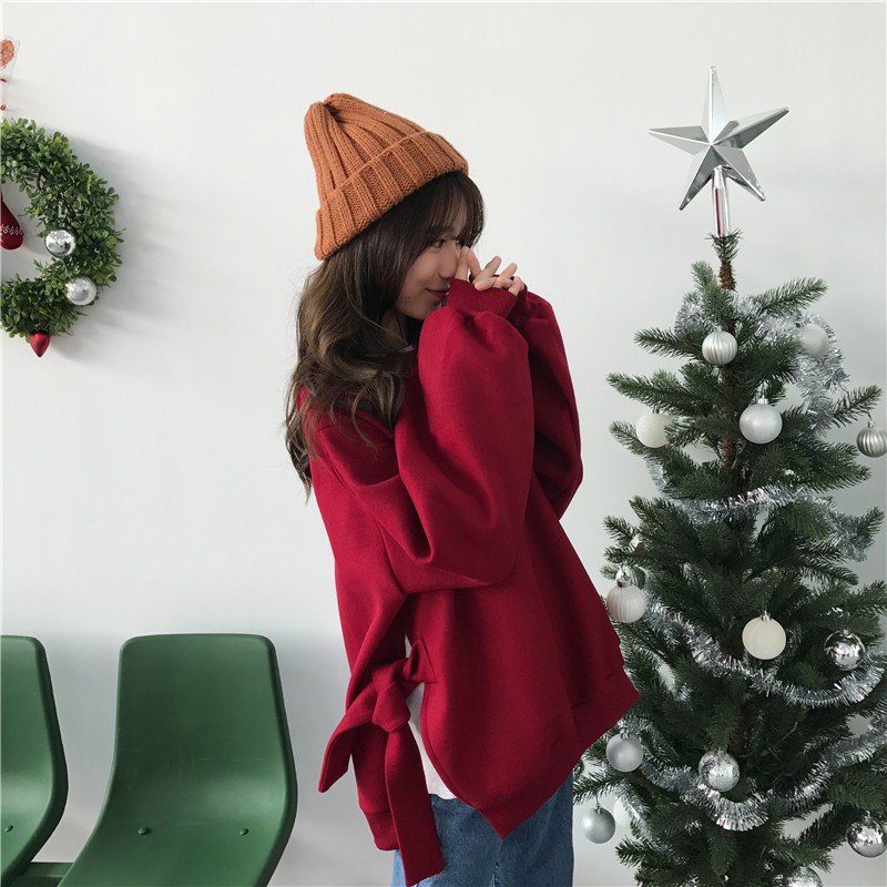 เสื้อแขนยาวแฟชั่นตัวโคล่ง สีแดงเลือดนก ผ้าสักกะหลาดเนื้อ แดง free