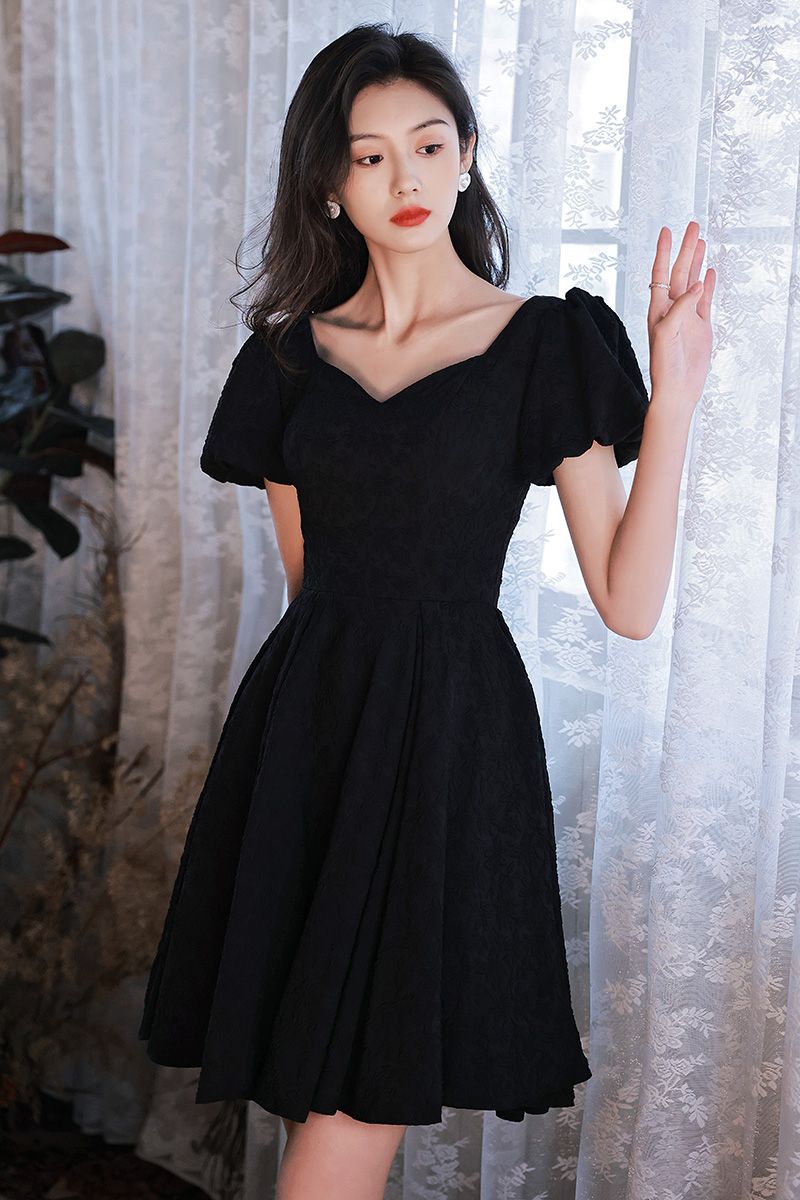 ชุดราตรี ชุดราตรีสวยหรู แบบ ทันสมัย Evening dress