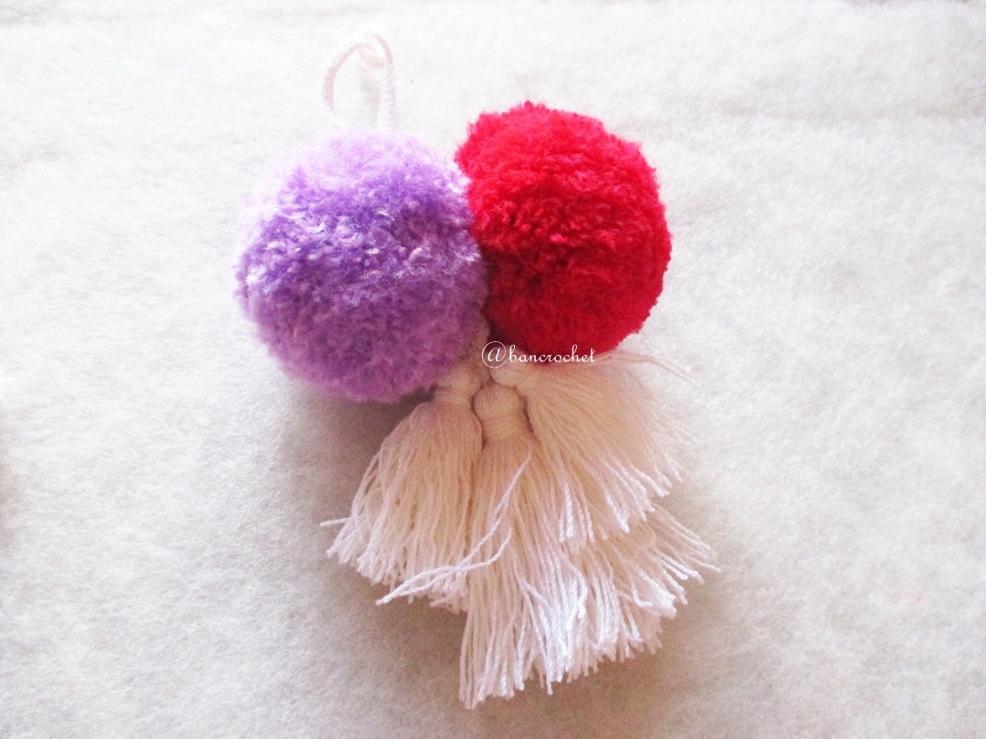 พู่+ปอมปอมแขวนกระเป๋าถักโครเชต์ pompom crochet