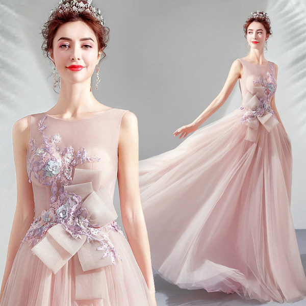 ชุดราตรี ชุดออกงาน ดีไซน์หรู แบรนด์ Angel