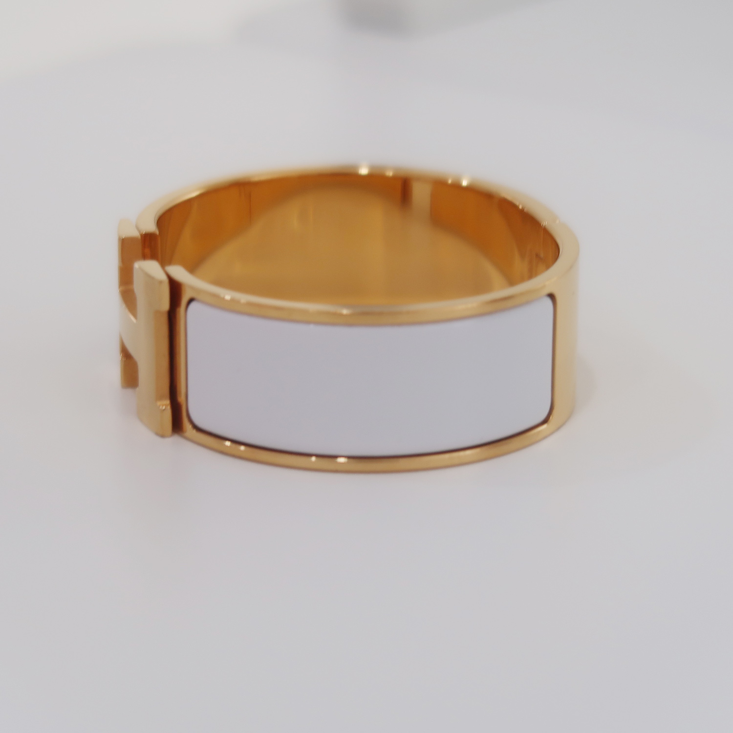 Hermes White Enamel Clic Clac H Bracelet Medium PM