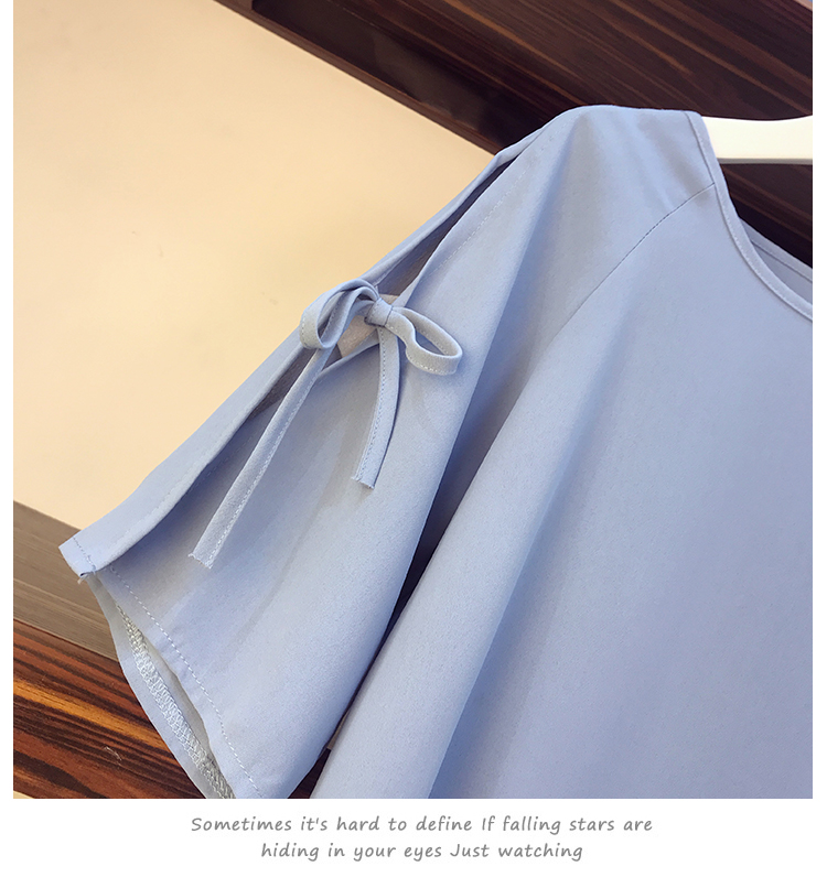Set_bs1776 ชุดเซ็ท 2 ชิ้น(เสื้อ+กระโปรง) เสื้อแฟชั่นแขนผ่าผูกโบว์สีพื้นฟ้าคราม + กระโปรงยาวลายกราฟฟิคเอวยางยืด ผ้าโพลีเนื้อดีนุ่มใส่สบายผ้าเนื้อดีเรียบสวยไม่ยับง่าย งานเซ็ทเข้าชุดสุดน่ารัก ดีเทลเก๋ๆ ดีงาม แมทช์ได้ลงตัวเข้ากันดูดีที่สุด