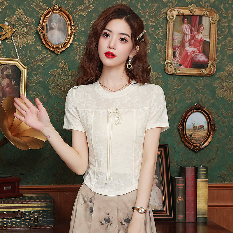 เสื้อเชิ้ตผู้หญิงใส่ทํางาน 390 บาทต่อชิ้น ฟรีค่าจัดส่ง