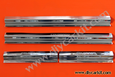 ชายบันได New Colorado 4Dr