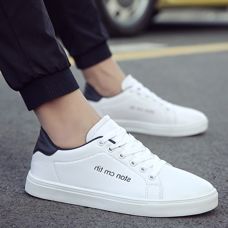 รองเท้าผู้ชายแฟชั่น กรุณาติดต่อเช็คสต็อกก่อนสั่งที่LINE:@preorderpc