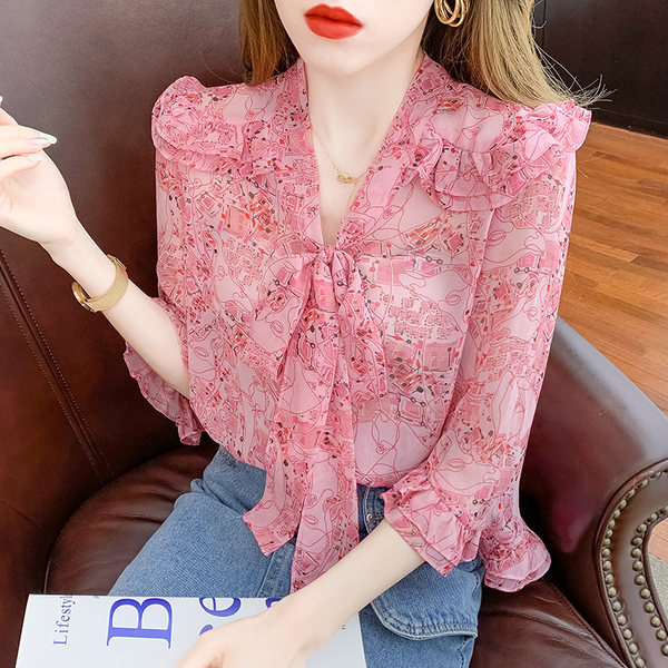 เสื้อลูกไม้ แขนสั้น