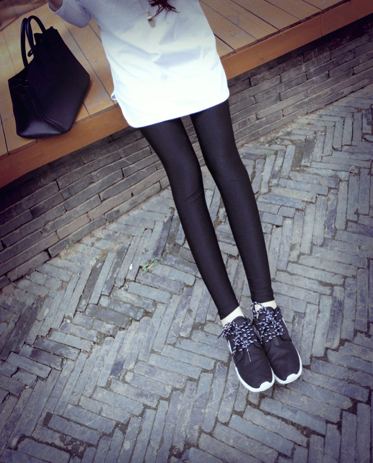 Legging เลกกิ้งกันหนาว สีดำ ผ้าเนื้อเลื่อมบุขน ทรงสวย กระชับทรง