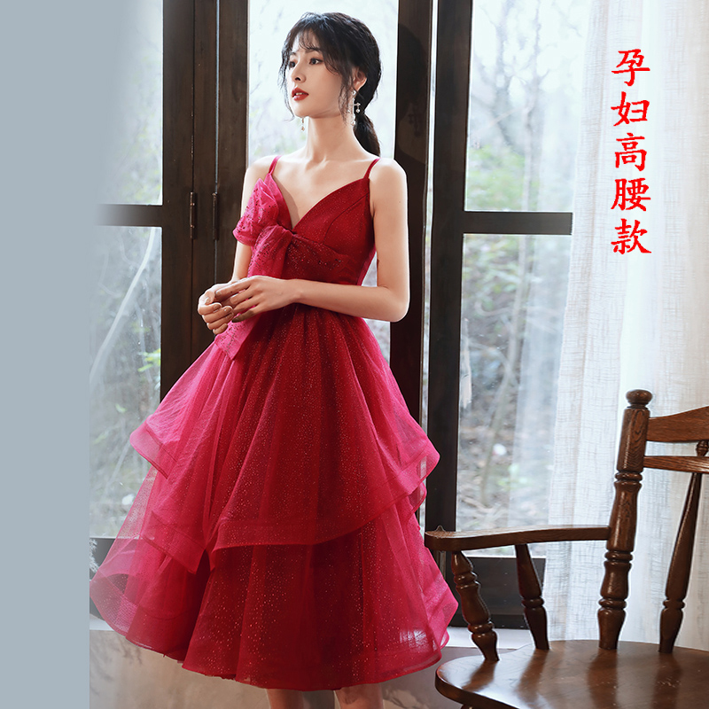 ชุดราตรี ชุดราตรีสวยหรู แบบ ทันสมัย Evening dress
