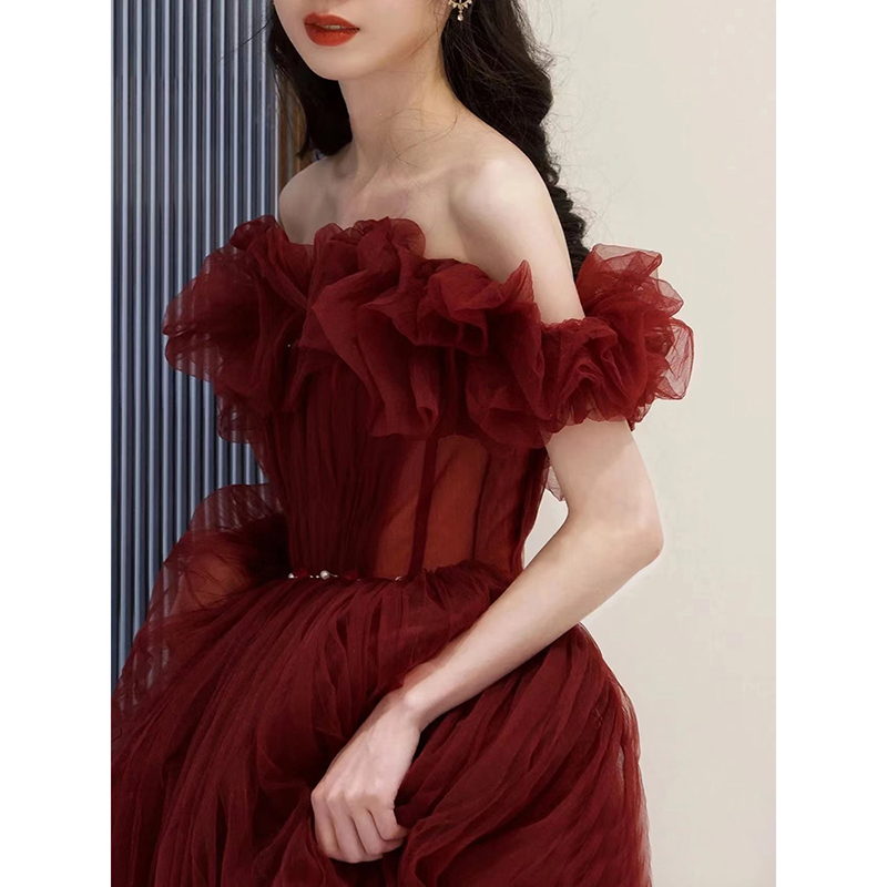 ชุดราตรี ชุดราตรีสวยหรู แบบ ทันสมัย Evening dress