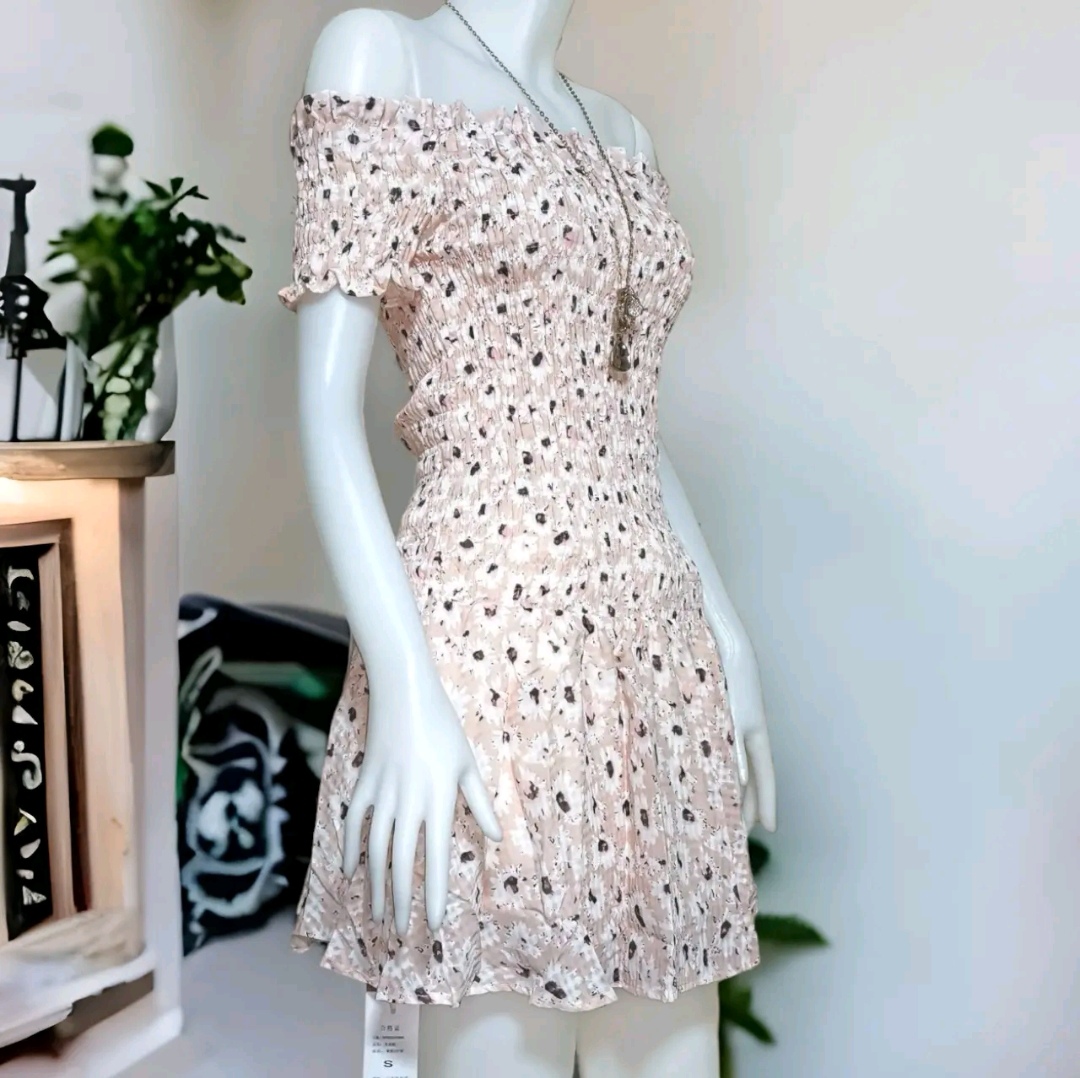 ðļð Dress4725 āđāļāļĢāļŠāđāļāļīāļāđāļŦāļĨāđāļĨāļēāļĒāļāļāļāđāļĄāđāļāļĄāļāļđ āļāđāļēāļāļĩāļāļāļāļāļĢāļĩāđāļĄāļĩāļĒāļĄ āļāđāļēāļĢāļąāļāļŦāļ§āļēāļāļĨāļ°āļĄāļļāļ