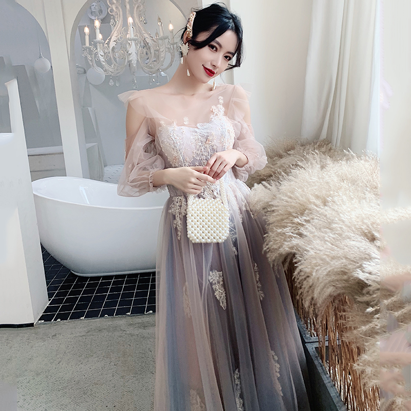 ชุดราตรี ชุดราตรีสวยหรู แบบ ทันสมัย Evening dress