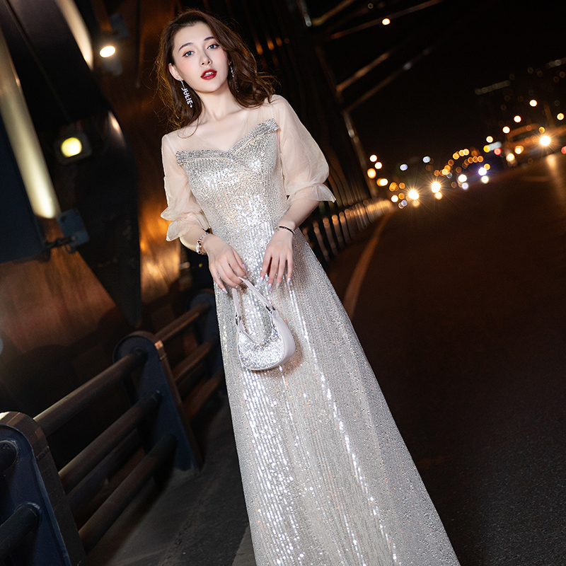 ชุดราตรี ชุดราตรีสวยหรู แบบ ทันสมัย Evening dress