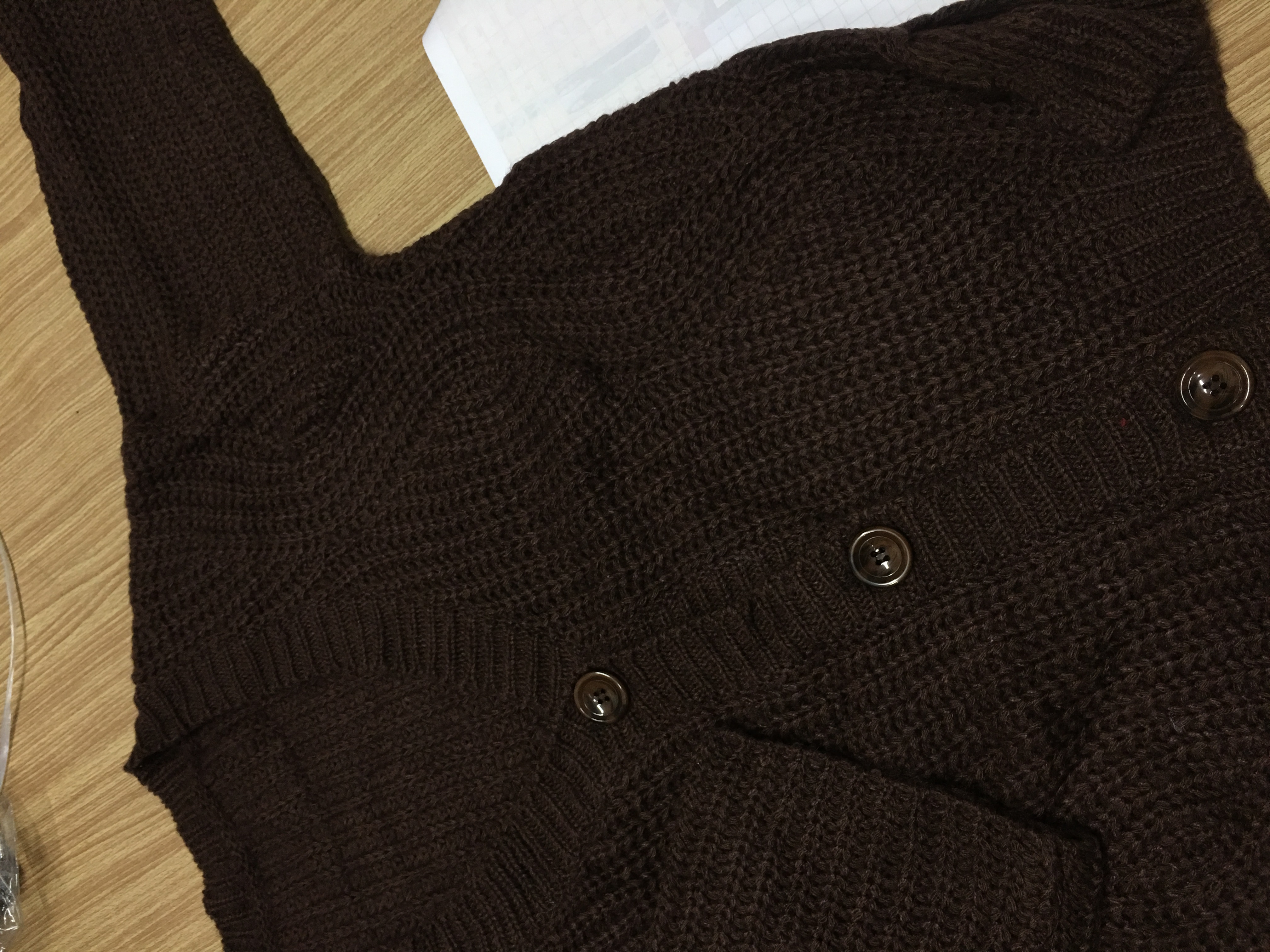 เสื้อคลุมกันหนาว ไหมพรมเนื้อนุ่ม ทรงน่ารัก สีน้ำตาล ยืดได้เยอะ พร้อมส่ง