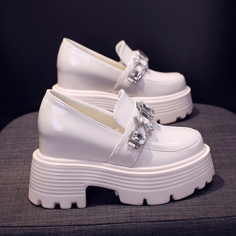 รองเท้าผ้าใบเสริมส้นสูง ไซต์35-39 สนใจทักแชท ฟรีค่าส่ง!