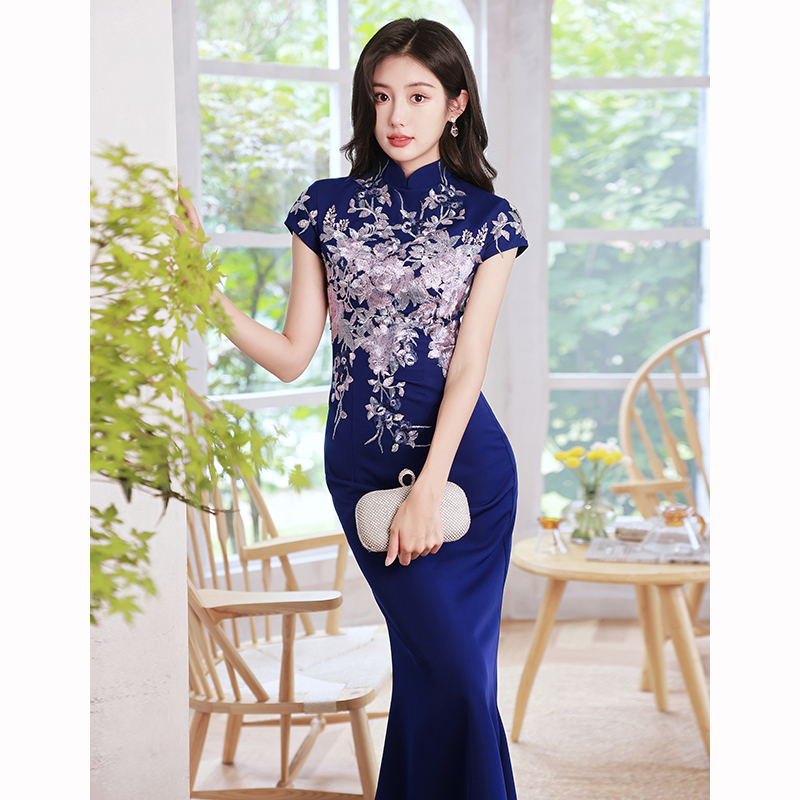 ชุดราตรี ชุดราตรีสวยหรู แบบ ทันสมัย Evening dress