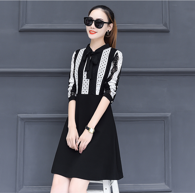 Dress4426 เดรสลูกไม้แขนยาวสลับสีครีมดำตัดต่อกระโปรงสีพื้นดำผูกโบว์คอ มีซับใน งานดีทรงดีดูสวยแพง ทรงนี้ใส่ทำงานได้