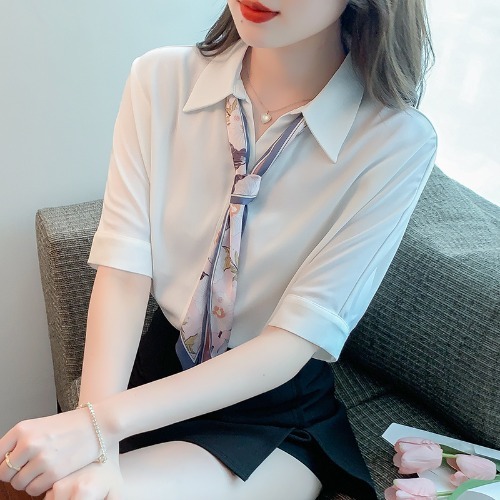 เสื้อเชิ้ตแขนยาววัยรุ่น ลายสวยๆ แบรนด์ YIL AN